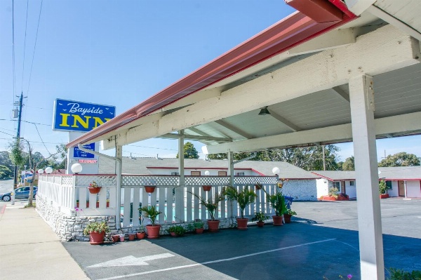 Bayside Inn image 1