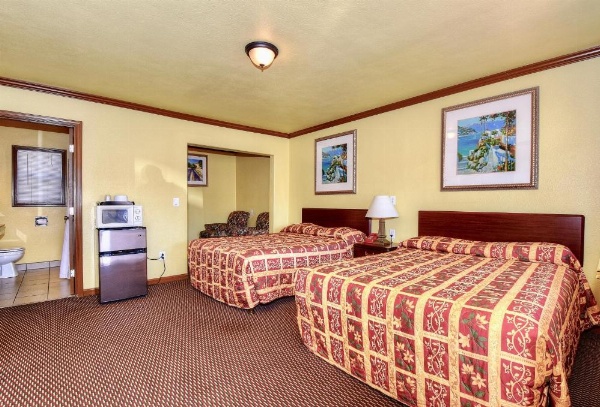 Bayside Inn image 28